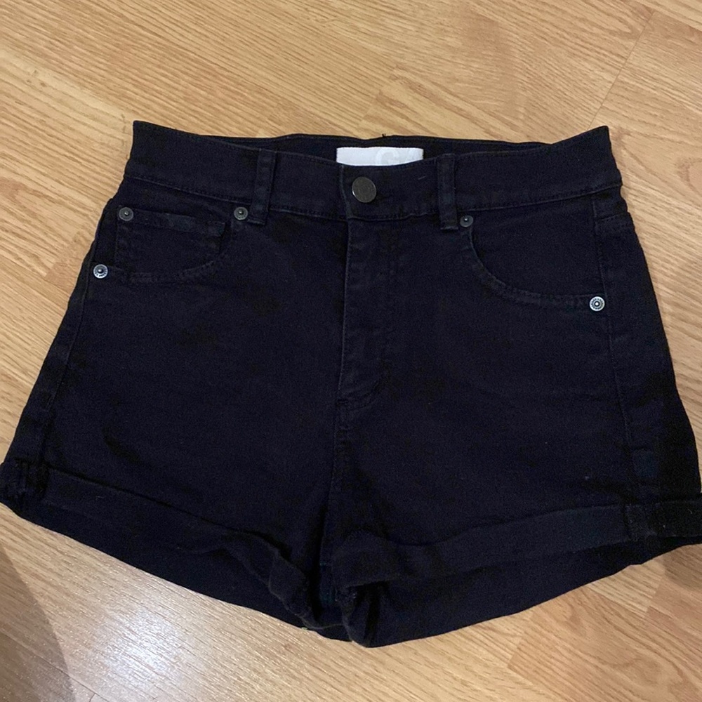 Garage Black Retro High Waist Short